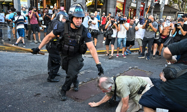 SIN LIBERTAD DE PROTESTA, NO HAY DEMOCRACIA.